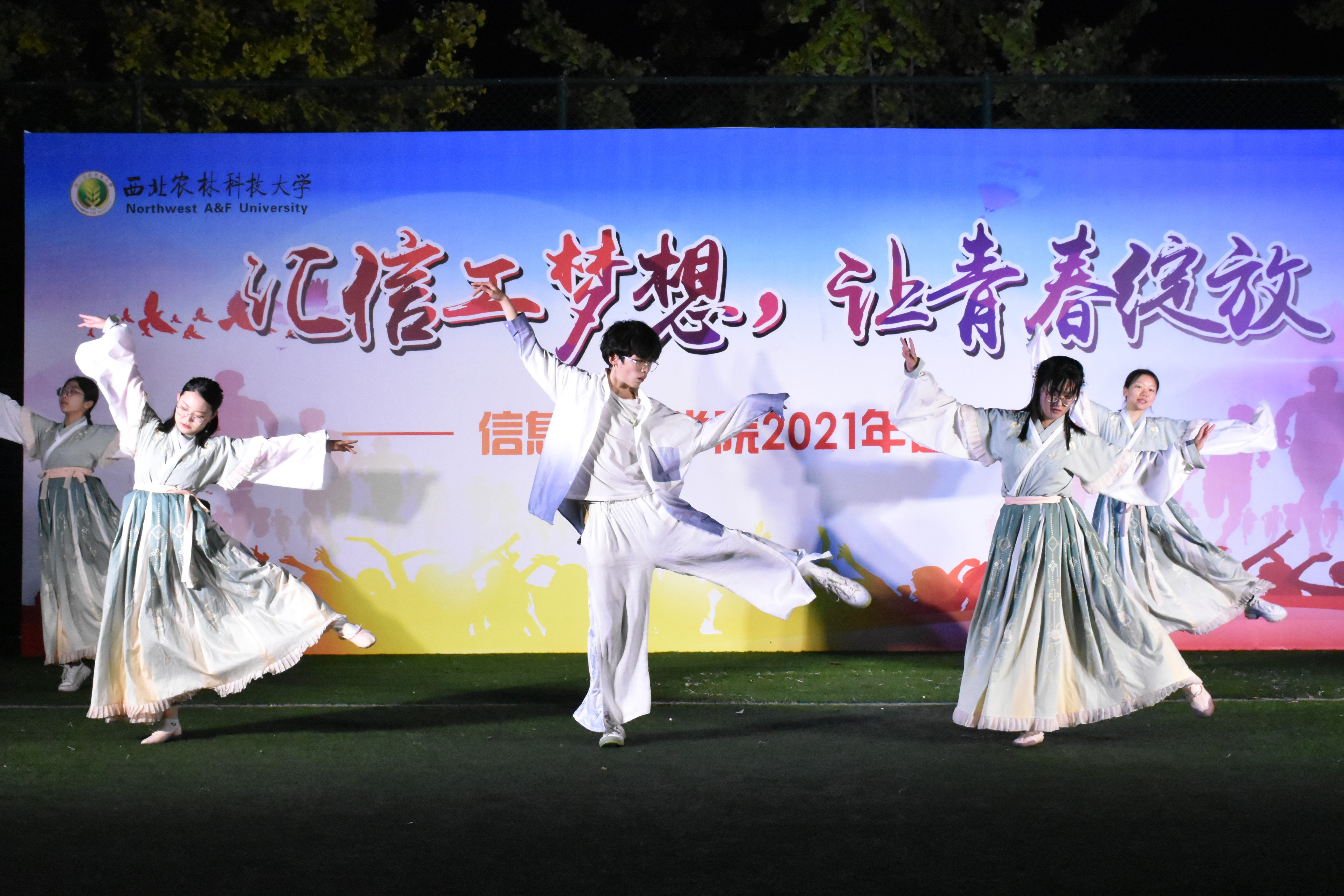 42e1df41dc3f4b0a882e92af4f1cf960.jpg 42e1df41dc3f4b0a882e92af4f1cf960.jpg