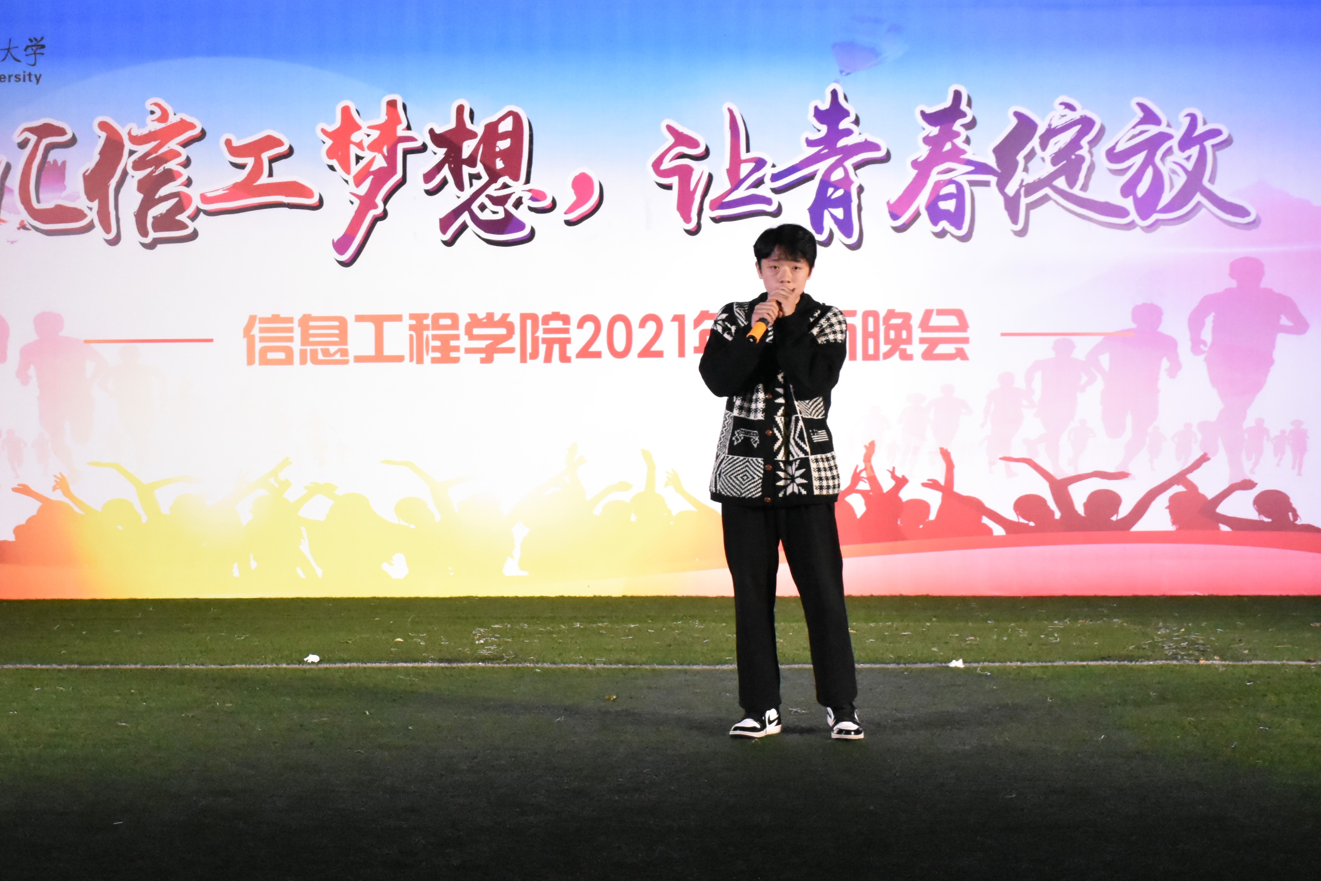 5910d561f0ce4cadb6c38d08325e55e6.jpg 5910d561f0ce4cadb6c38d08325e55e6.jpg