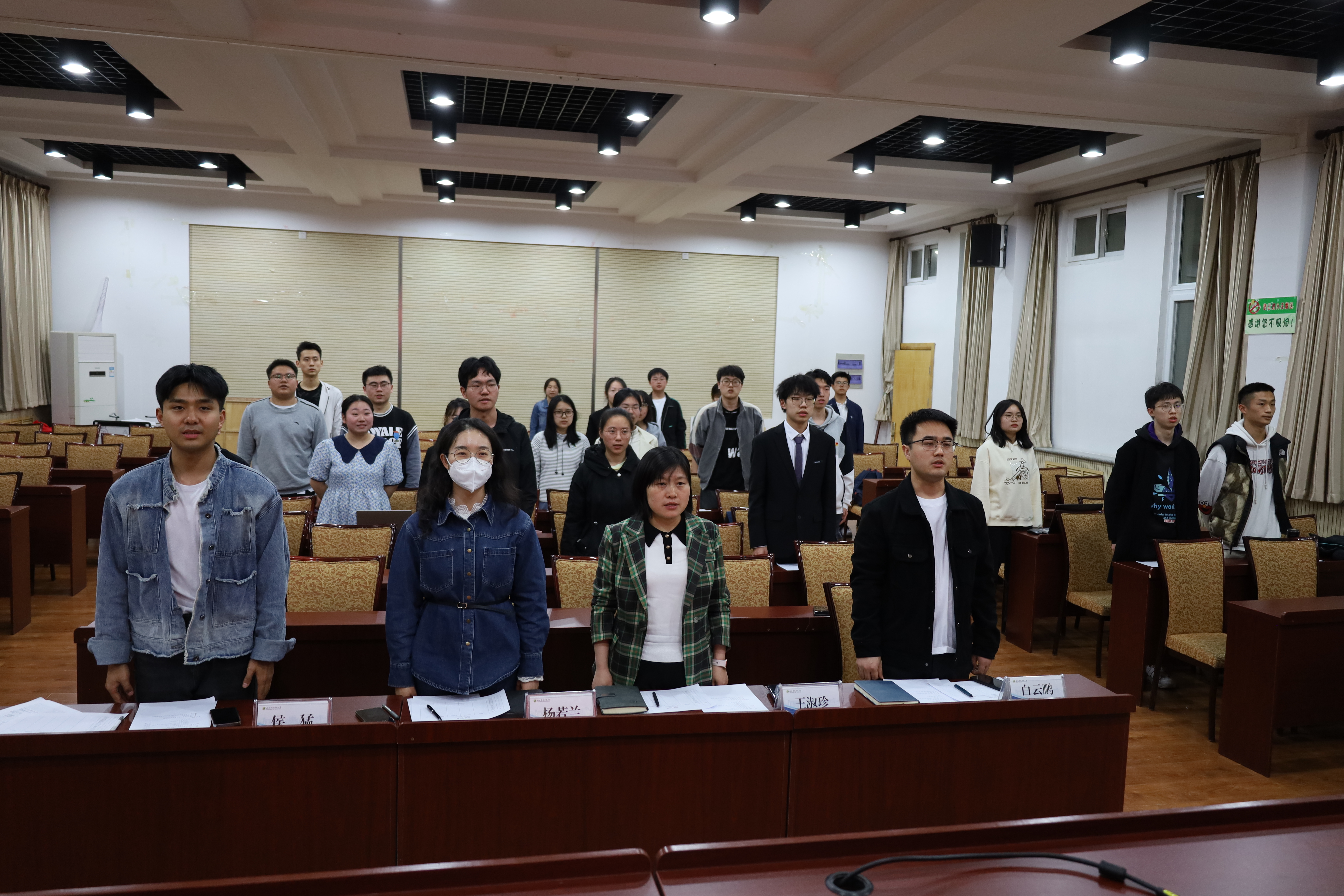 8cfcf53435c04f15bfe3469f076c52ff.jpg 8cfcf53435c04f15bfe3469f076c52ff.jpg