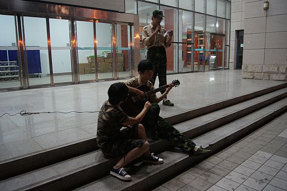 专心表演 专心表演