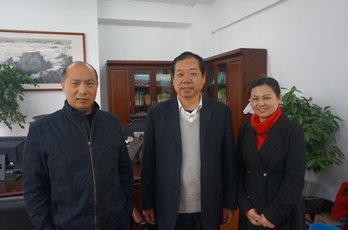 宋西德书记会见武汉大学国际软件ai换脸明星
书记黄治国、副书记于敏并合影留念