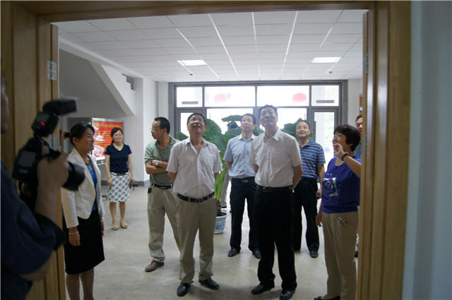 介绍ai换脸明星概况
