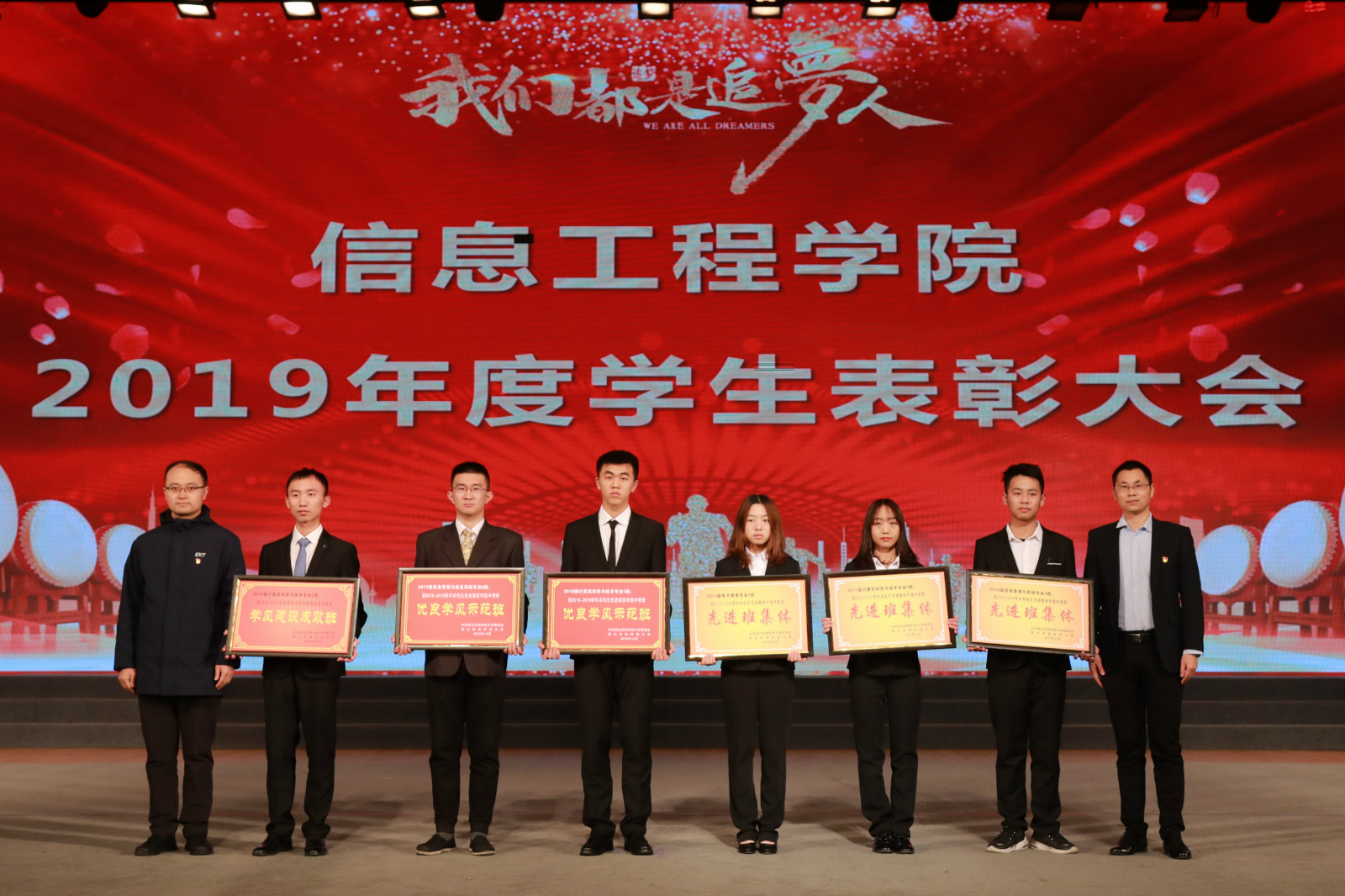 2f67aa37297344f7842f5c68f1c72f7b.jpg 2f67aa37297344f7842f5c68f1c72f7b.jpg