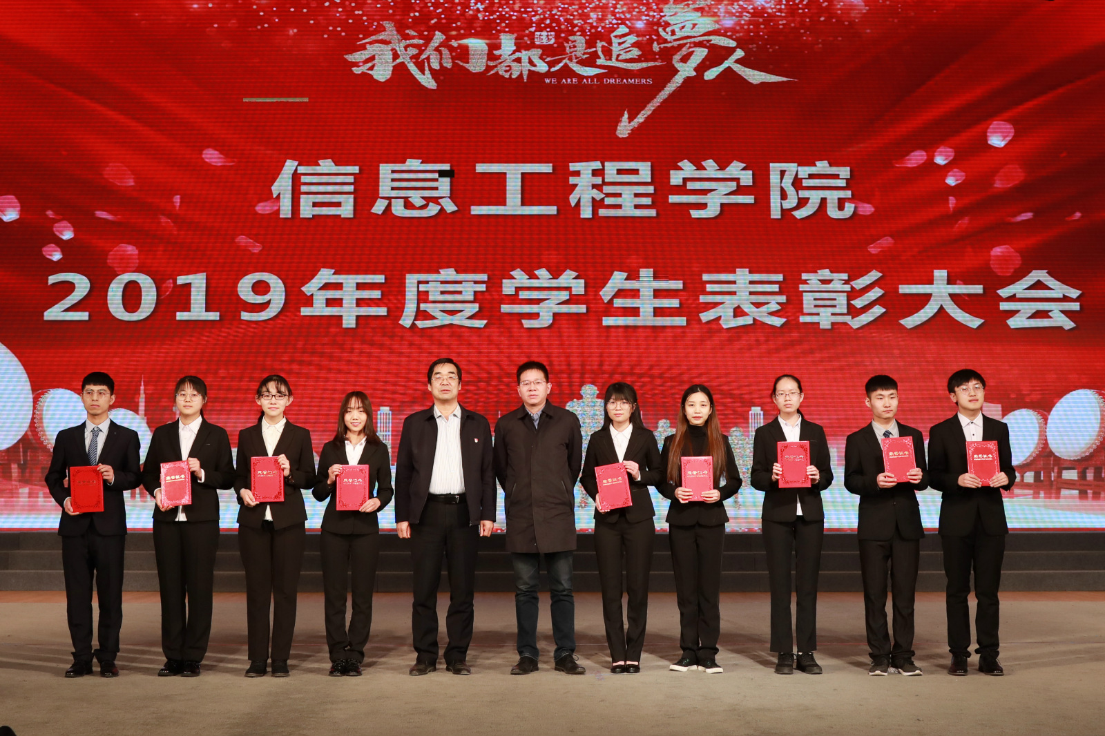 975ef578b3ac48b6b2fe7bdeeb1165cf.jpg 975ef578b3ac48b6b2fe7bdeeb1165cf.jpg