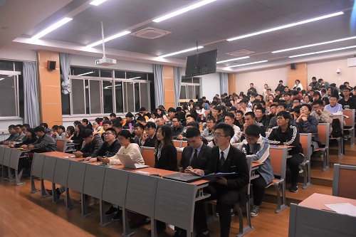 a5344a08510a477191912cc3e70178de.jpg 交流会现场.jpg