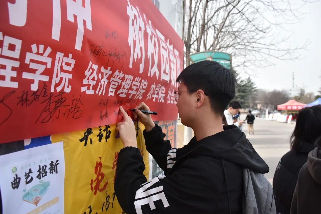 b3e0af45c0e849d695bacffe762d18da.jpg b3e0af45c0e849d695bacffe762d18da.jpg