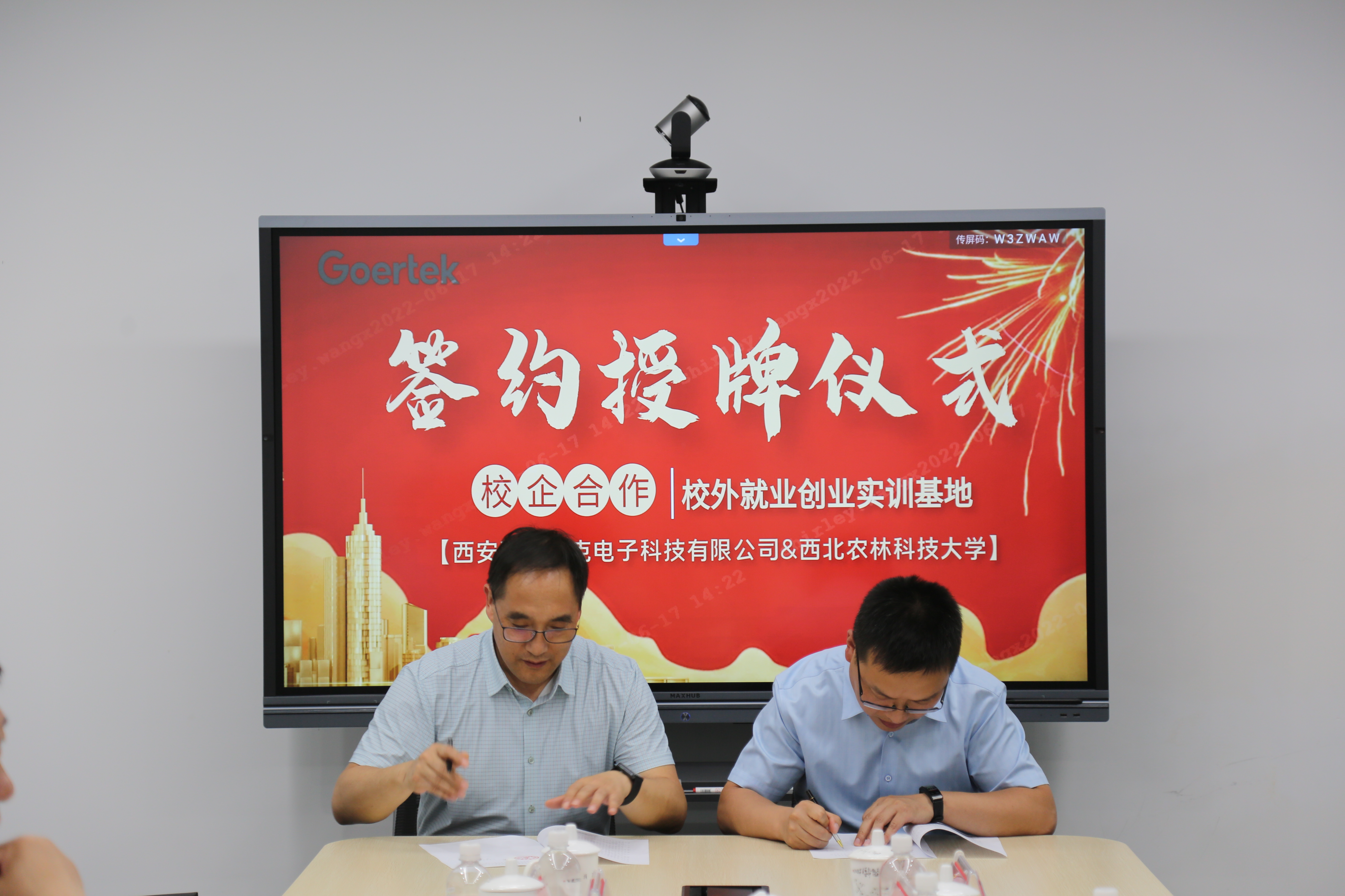 38d2655e4e75429ea7e4f5ab11937b31.jpg 38d2655e4e75429ea7e4f5ab11937b31.jpg